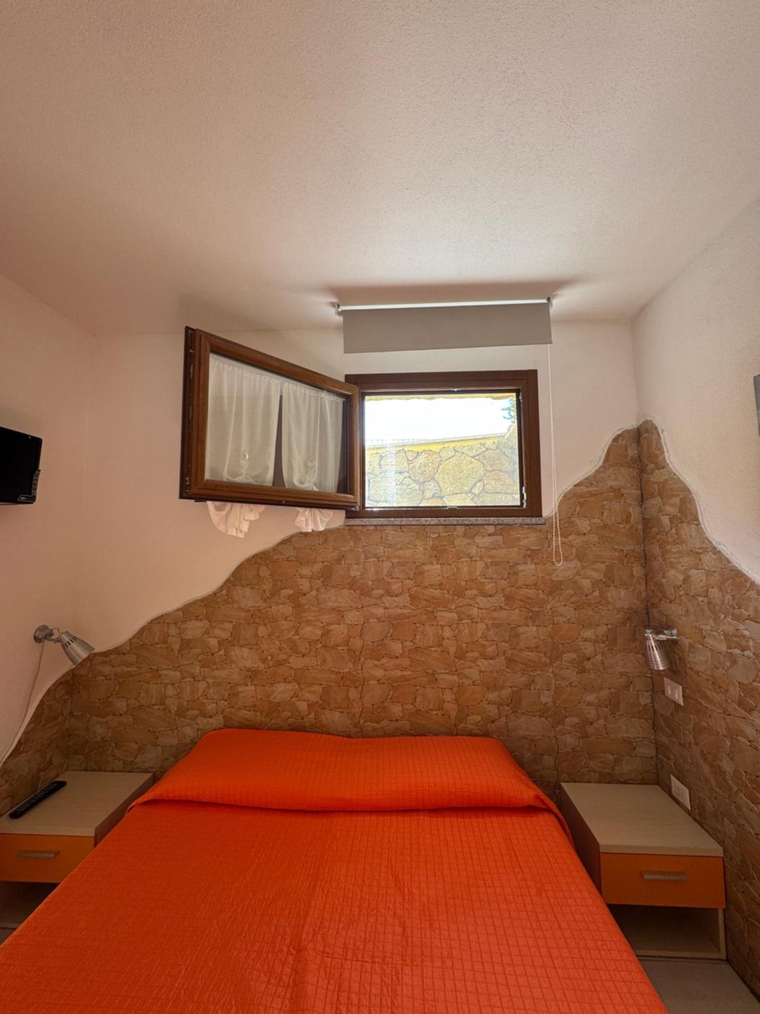 Sa Mamma E Sole B&B Cala Gonone Pokoj fotografie